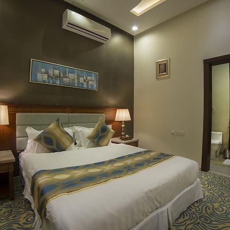 Kyan Al Yarmouk Suites Riade Exterior foto