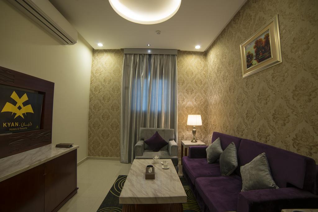 Kyan Al Yarmouk Suites Riade Exterior foto