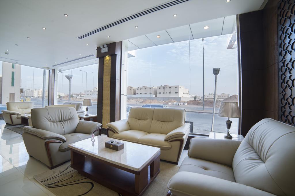 Kyan Al Yarmouk Suites Riade Exterior foto